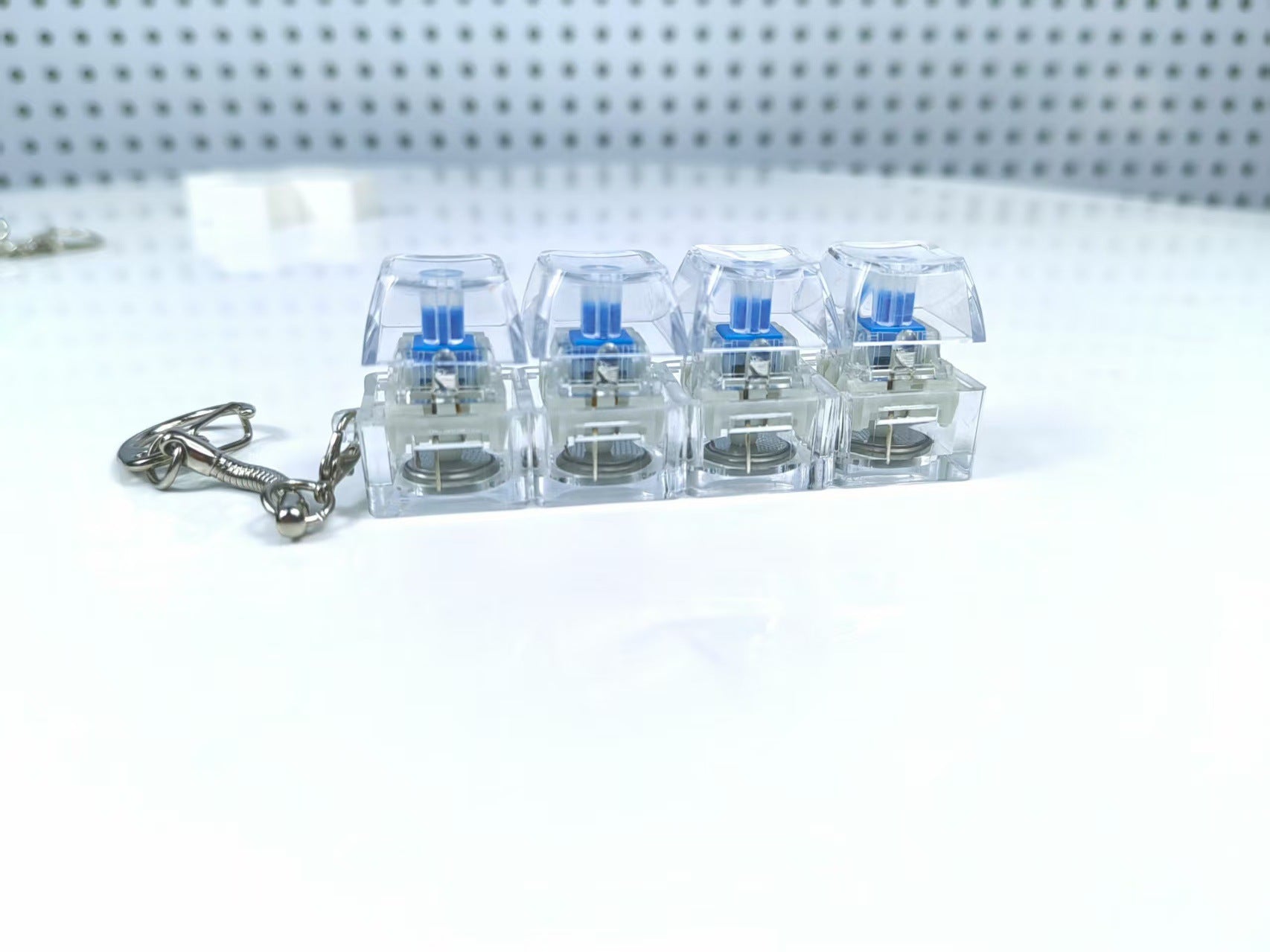 4-Key Mechanical Clicker Keychain