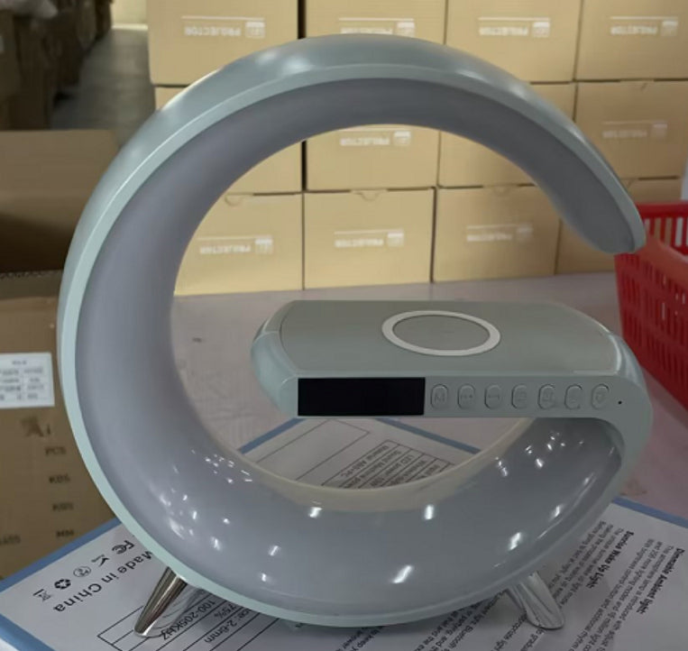 Intelligent G-Shaped LED Lamp